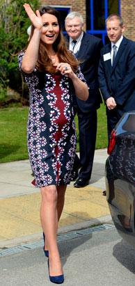 Kate Middleton Is Sublime in Green Coat 