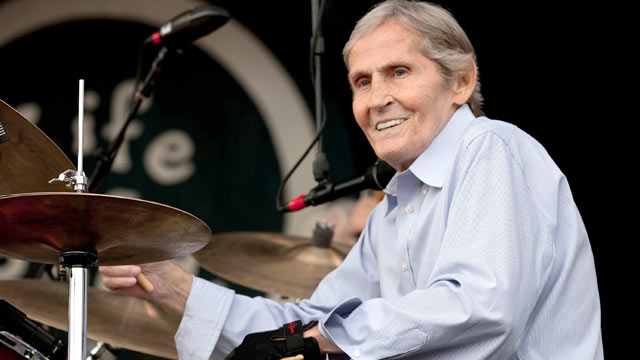 PHOTO: Levon Helm performs at the 2011 Life is Good Festival at the Prowse Farm on Sept. 25, 2011 in Canton, Massachusetts.