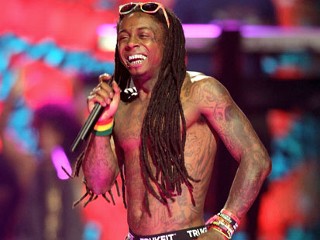 Lil Wayne 'Recovering' After Seizure