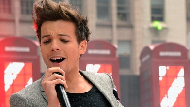 PHOTO: Louis Tomlinson of British singing group One Direction performs Nov. 13, 2012 in New York City.
