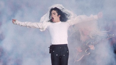 PHOTO: Michael Jackson performs at the Super Bowl XXVII Halftime show at the Rose Bowl on January 31, 1993 in Pasadena, California.