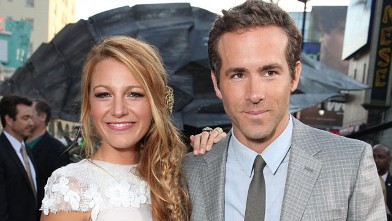 PHOTO: Blake Lively and Ryan Reynolds at Warner Bros. Premiere of "Green Lantern" at Grauman's Chinese Theatre on June 15, 2011 in Hollywood, Cali.