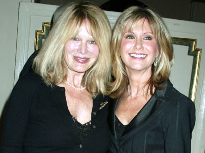 Olivia Newton-John's Sister Dies