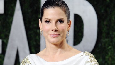 PHOTO: Sandra Bullock arrives at the 2012 Vanity Fair Oscar Party at Sunset Tower in this Feb. 26, 2012 file photo in West Hollywood, Cali.