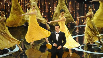 PHOTO: Host Seth MacFarlane performs onstage at the 85th Annual Academy Awards on February 24, 2013 in Hollywood.
