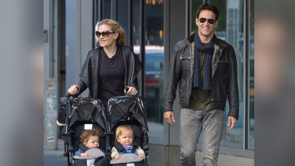 PHOTO: Anna Paquin and Stephen Moyer with their twins, Poppy Moyer and Charlie Moyer are seen on November 10, 2013 in New York City.