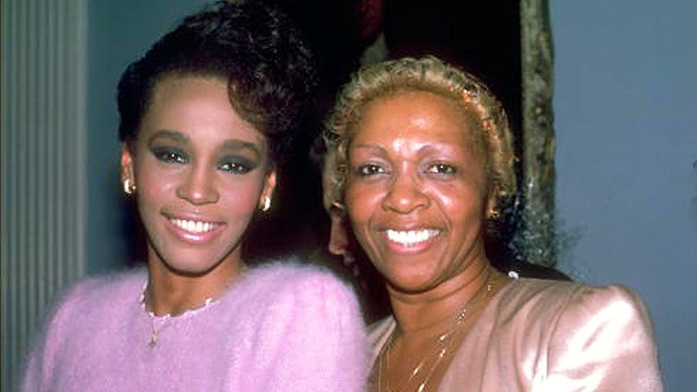 PHOTO: Whitney and Cissy Houston