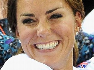 Photos: Kate, William Celebrate with Rare Hug at Olympics