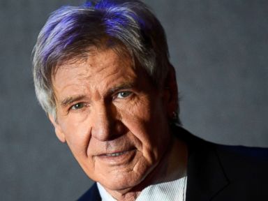 Harrison Ford steps in to help woman whose car ran off the road