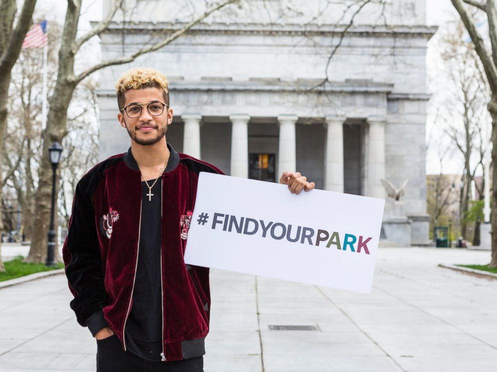 PHOTO: Jordan Fisher at Grants Tomb in New York.