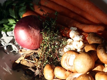 PHOTO: Rachel Willens turkey stock recipe is shown here.