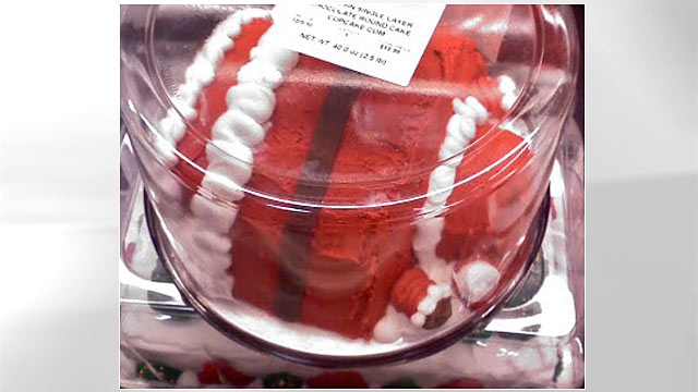 PHOTO: A scary santa cake from CakeWrecks.com is shown here.