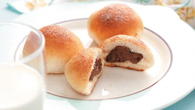 PHOTO: Chocolate biscuit puffs