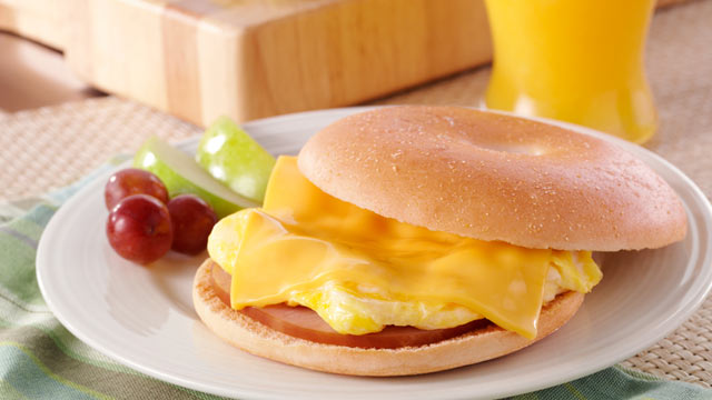 PHOTO: Thomas English Muffins' the classic bagel thins bagel is shown here.