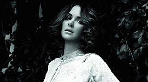 Photo: Winona Ryder Riding High Again