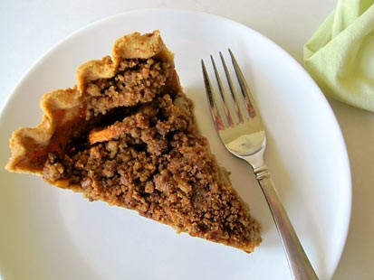PHOTO: Amy Greens gluten-free apple pie with pecan crumb topping.