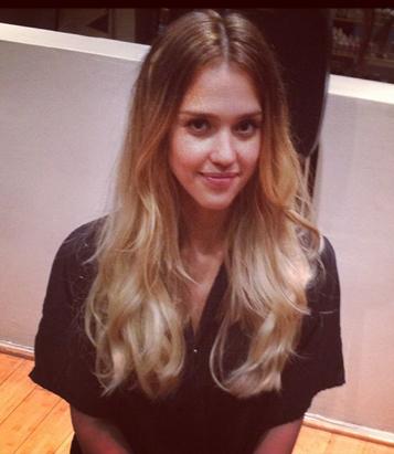 Jessica Alba Goes Blonde