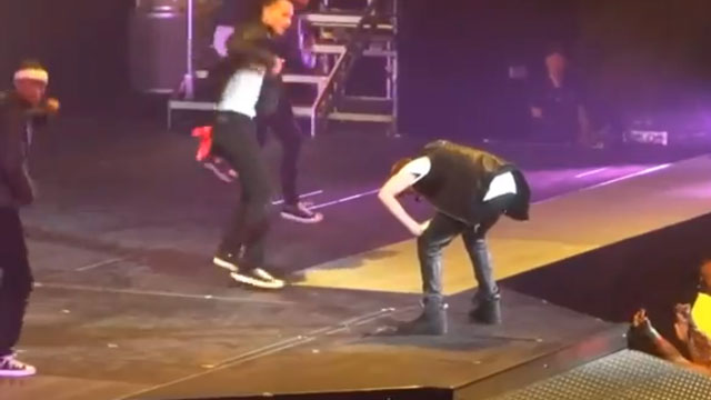 PHOTO: Justin Bieber throws up on stage in this YouTube video.