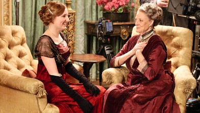 PHOTO: Maggie Smith as Violet Crawley, Dowager Countess of Grantham, right, is seen in a scene from the show 'Downton Abbey' on PBS.