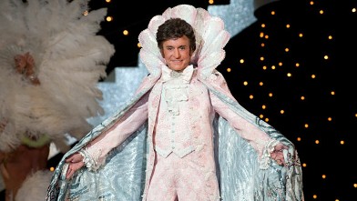 PHOTO: Actor Michael Douglas portrays performer Liberace in the 2013 film 