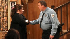 PHOTO: Melissa McCarthy shares some important news with Billy Gardell on 