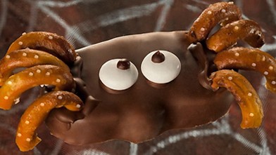 PHOTO:  Reese's peanut butter pumpkin spiders are shown here.