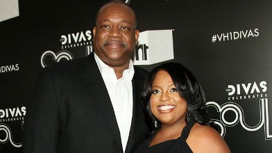 PHOTO: Sherri Shepherd and Lamar Sally attend 2011 VH1 Divas Celebrates Soul at the Hammerstein Ballroom on December 18, 2011 in New York City.