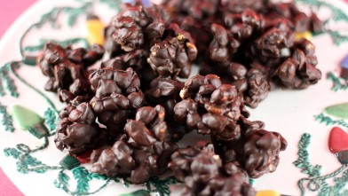 PHOTO: Stephanie O'Dea's slow cooker peanut clusters are shown here.