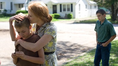PHOTO: Laramie Eppler, Jessica Chastain, and Hunter McCracken in "The Tree of Life."