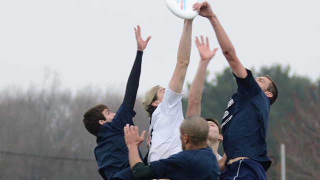 PHOTO: Players practice ahead of Saturday?s opening day of the American Ultimate Disc League, the first professional Ultimate Frisbee organization.