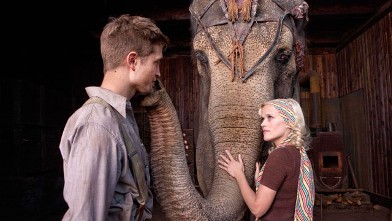 PHOTO: Marlena (Reese Witherspoon) and Jacob (Robert Pattinson) come together through their compassion for a special elephant named Rosie.
