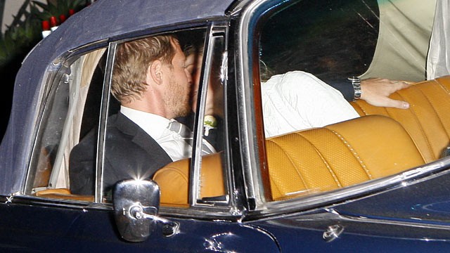PHOTO: Drew Barrymore and Will Kopelman kiss while their wedding reception at 2 am in a vintage Mercedes Benz in Montecito, California, June 3, 2012.