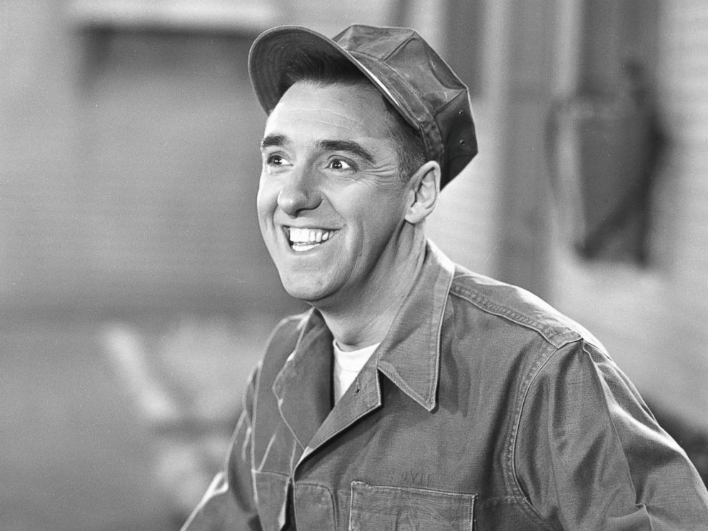 http://a.abcnews.com/images/Entertainment/jim-nabors-gomer-pyle-gty-thg-171130_4x3_992.jpg