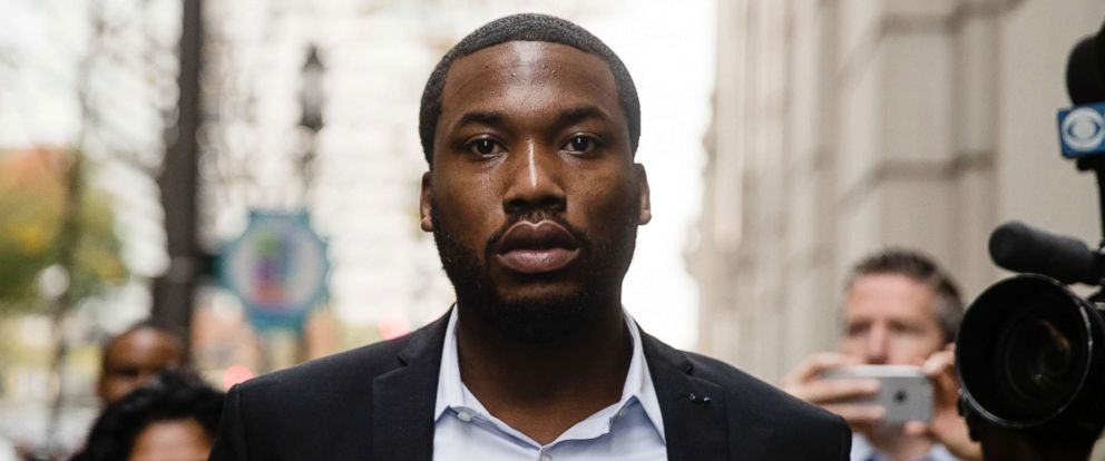 PHOTO: Rapper Meek Mill arrives at the criminal justice center in Philadelphia, Nov. 6, 2017.