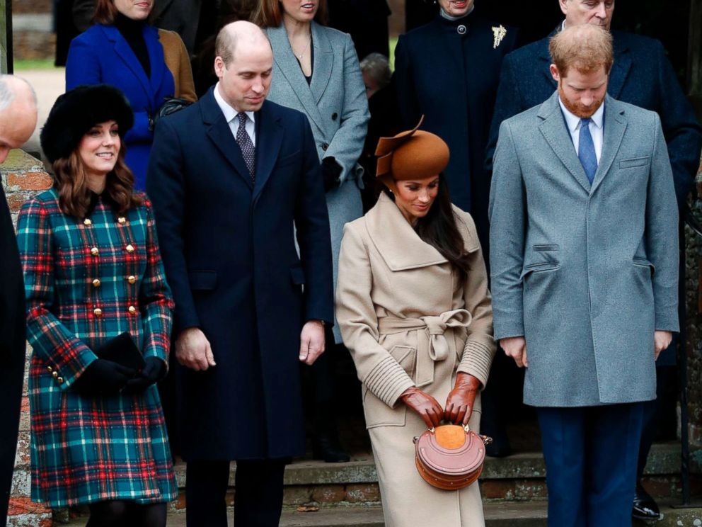 PHOTO: Actress and fiancee of Prince Harry Meghan Markle and Britains Catherine, Duchess of Cambridge, curtsy, and Prince William, Duke of Cambridge and Prince Harry bow to Queen Elizabeth II in Sandringham, Norfolk, eastern England, Dec. 25, 2017. 