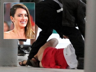 Photos: Penelope Cruz's Wardrobe Malfunction