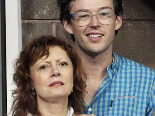 Photos: Love? Sarandon Takes in Tennis with Boy Toy