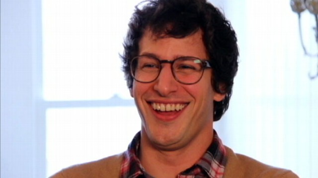 VIDEO: SNL star sings at Sundance 2012.