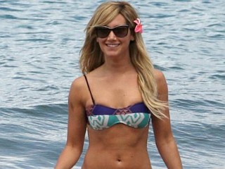 Photos: Ashley Tisdale's Beach Bod