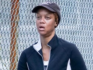 Photos: Tyra Banks Blows Off Makeup
