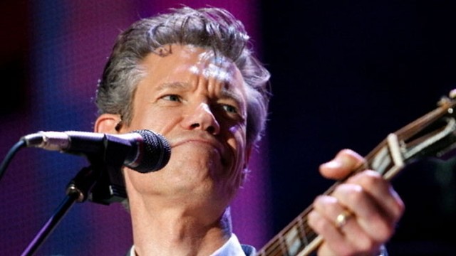 VIDEO: Country singer was admitted for complications from a recently contracted viral cardiomyopathy.
