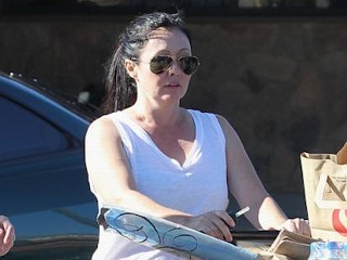 Photos: '90210' Star's Naked Face