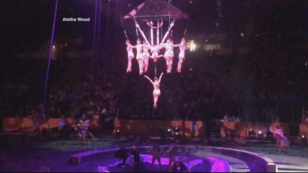 VIDEO: 11 people were taken to the hospital after acrobats and the shows centerpiece crashed to the floor.
