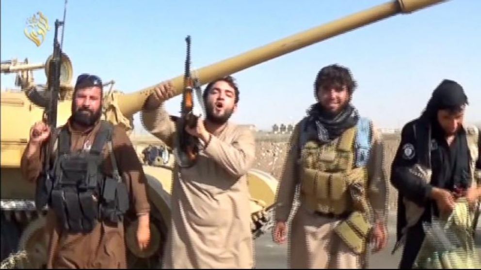 VIDEO: US Airstrikes in Iraq Destroy ISIS Targets, Push Militant Group Back
