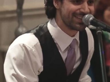 Best Man Strikes a Chord Singing Heartwarming Speech at Brother's Wedding