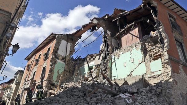 New ESl lesson plans - Death Toll Climbs After Italy Earthquake 