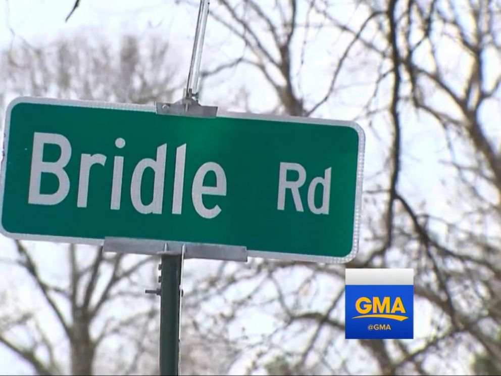VIDEO: Mysterious wedding dress found on Bridle Road, police searching for owner