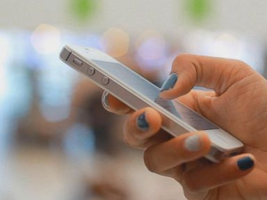 WATCH: Black Friday consumer warning issued for fake mobile apps