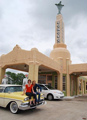 GMA's Kate Snow and her sister take a trip along old Route 66