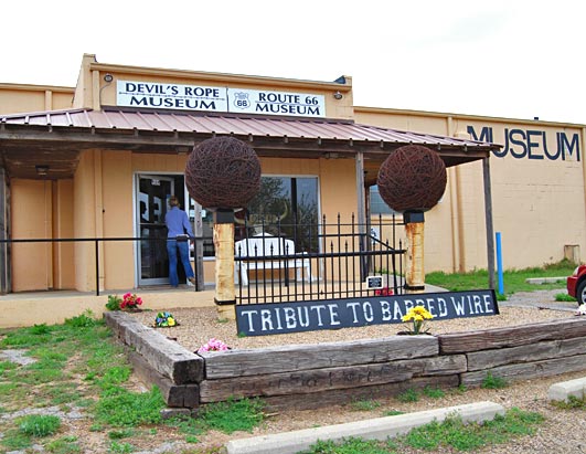 GMA's Kate Snow and her sister take a trip along old Route 66